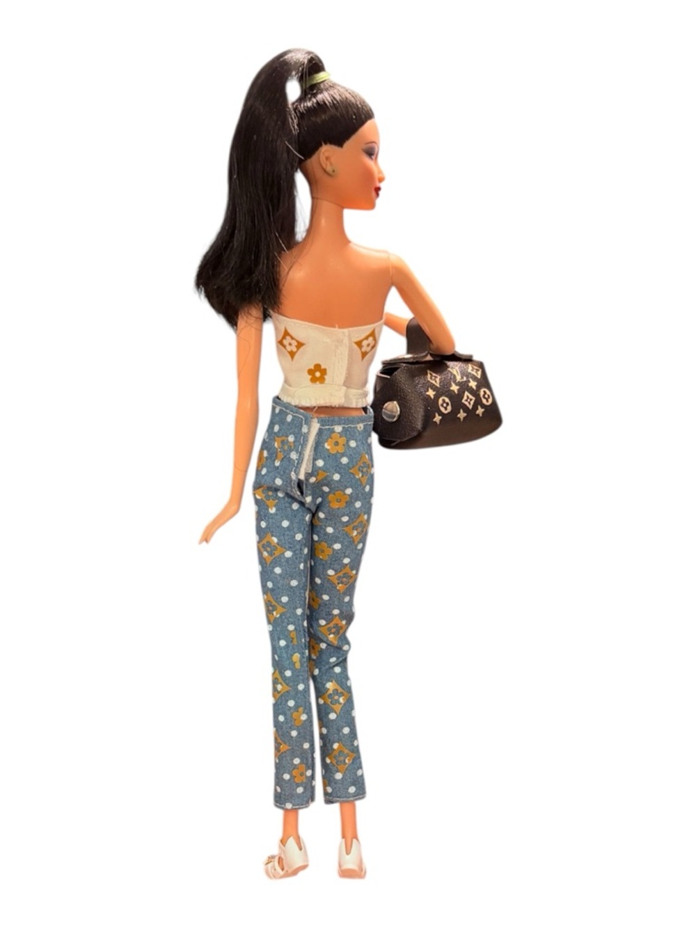 Fashion doll  Blue Floral Print Pants & White Crop Top Set - Picture 3 of 7